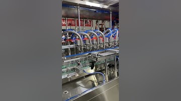 8 heads automatic servo motor type 600ml liquid bottle filling machine filling video
