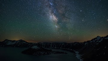 Crater Lake Milkway Timelapse 4K