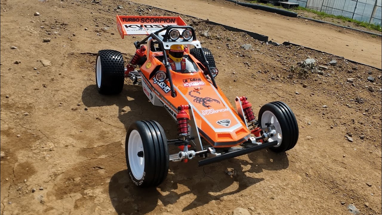 KYOSHO TURBO SCORPION dirt running - YouTube