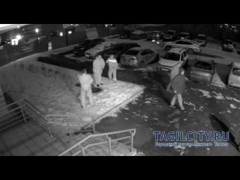Ребёнок провалился в канализационный люк во дворе новостройки на ГГМ в Нижнем Тагиле Ребёнок провалился в канализационный люк во дворе новостройки на ГГМ в Нижнем Тагиле