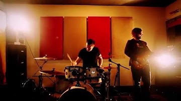 Benn Hartmann "Who is Pulling The Strings Around Your Heart?" (Official Music Video)