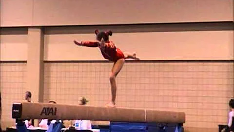 7 years old gymnast Valerie balance beam routine