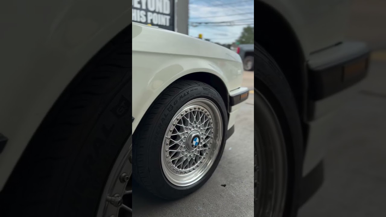 1989 BMW e30 Let’s just sit back  