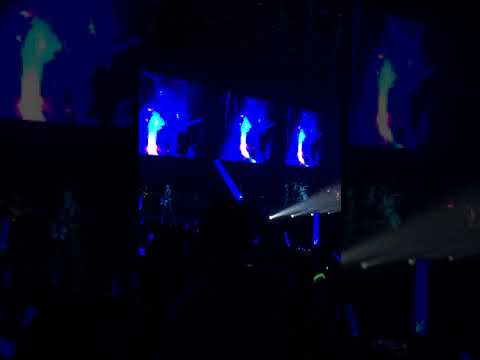 171217 孙悟空 (阿信给了观众一个赞!) Mayday Life Tour in Singapore Day 3