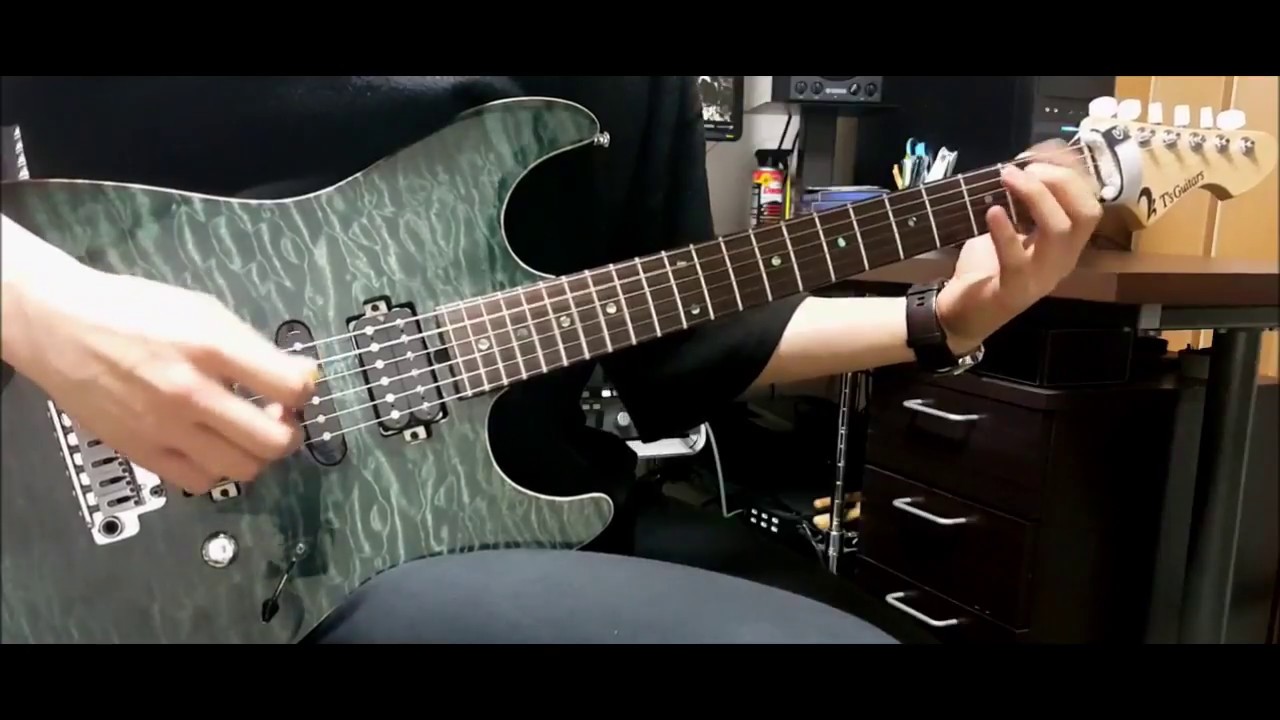 キルケー / Mitsuyo Guitar Cover 【G.O.D.III】 auf YouTube ansehen キルケー / Mitsuyo Guitar Cover 【G.O.D.III】 auf YouTube ansehen
