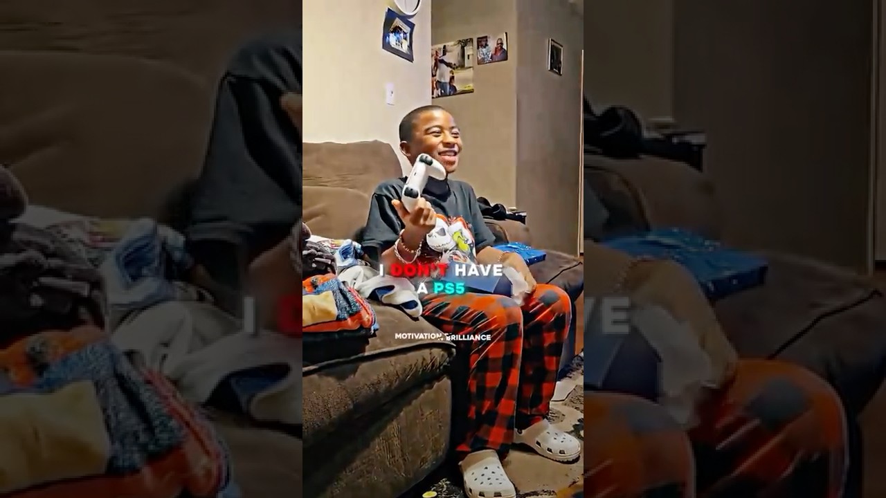 Его реакция на то, что ему подарили «не тот» подарок, была такой трогательной... А потом вошёл ег...