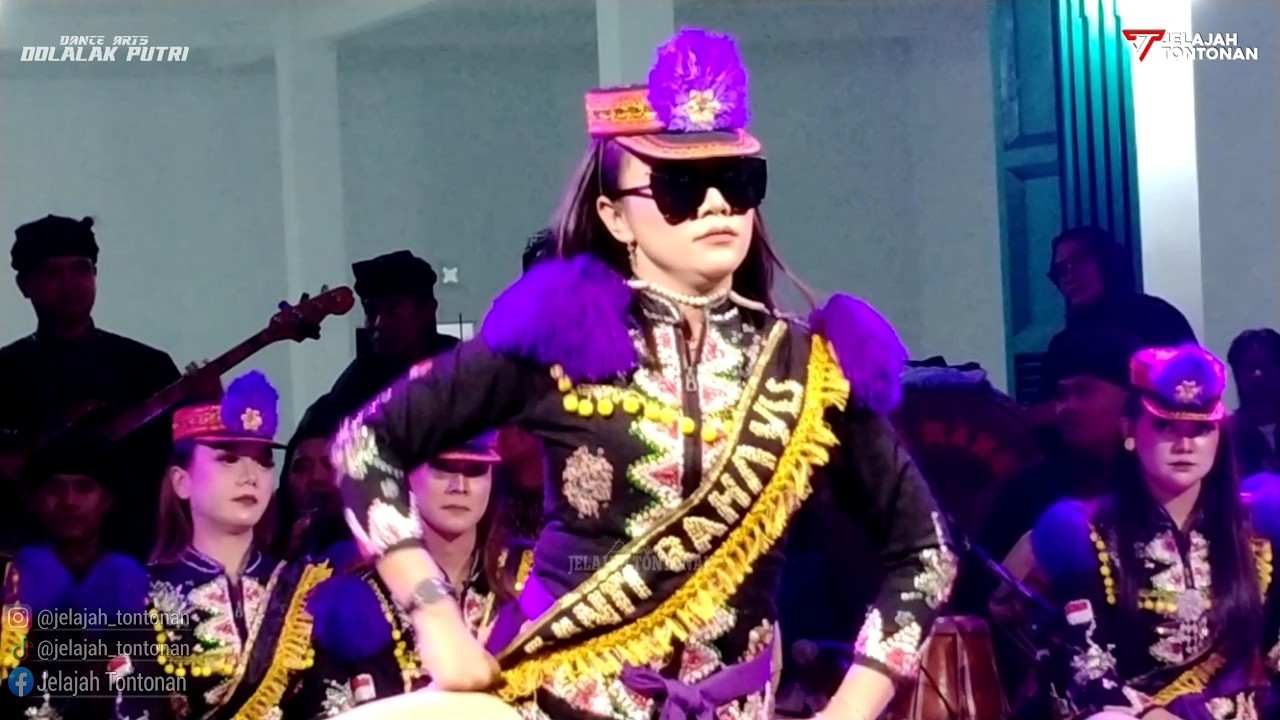 TOMBO KANGEN - MENDEMNYA DIAJENG FEBRY BIKIN PENONTON MELONGO - DOLALAK SANTI RAHAYU