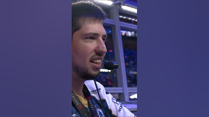 W33: Invoker?? He doesn't do sh*t
