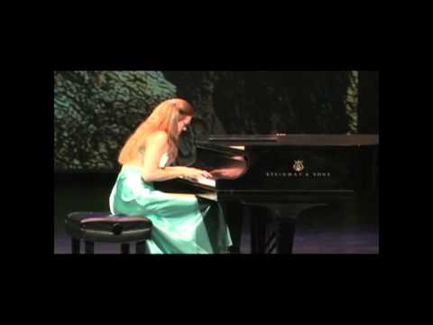 Svetlana Smolina performs F. Chopin Prelude D Flat Major "Raindrop" Op.28 Op.15