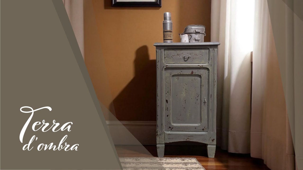 COMODINO in STILE CHIPPY