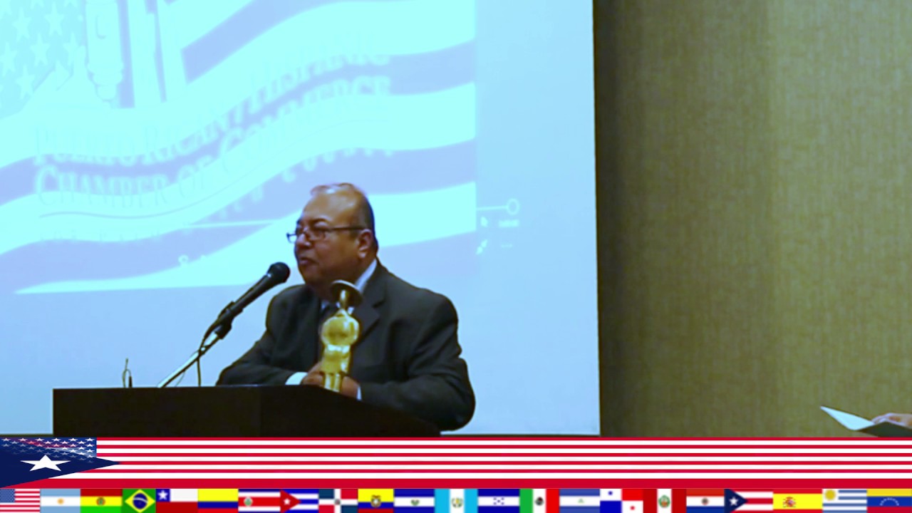Helman Rice The Shining Star Award to Helman Ruiz - YouTube
