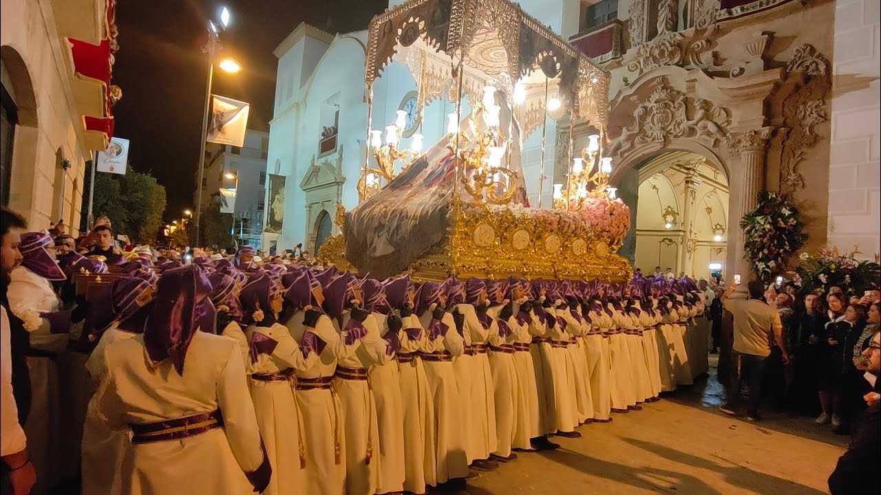 Recogida de la Virgen de la Amargura. PASO BLANCO. Viernes Santo 2023. Lorca espectacular