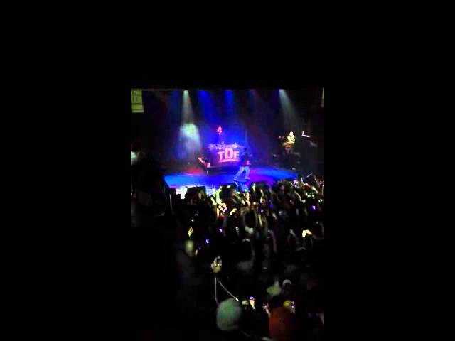 Obejrzyj KENDRICK LAMAR ENTRANCE! w YouTube Obejrzyj KENDRICK LAMAR ENTRANCE! w YouTube