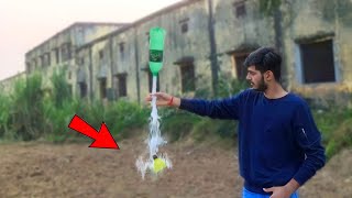 Very Simple Water Bottle Rocke-Experiment
