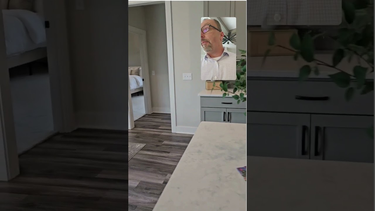 688 Skillet Ave, Huntertown, IN 46748