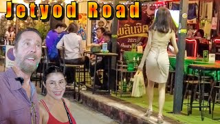 Night Market Vlog - JetYod Road and Night Bazaar Chiang Rai Thailand