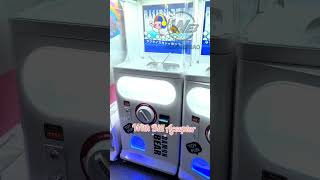 Monolayer Gashapon Machines Customized with Bill acceptor, which can support all the currency