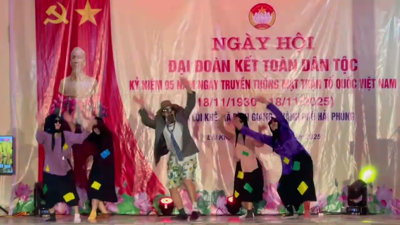 Các Cụ Xóm Chợ Nhảy Vào đời cực máu!!!