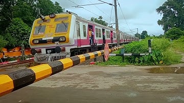 Colourful & Wonderful ICF : The Beautiful ICF Medha Local Drizzling Fabuluosly Through Railgate