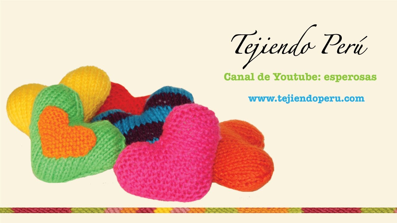 Corazones de San Valentín tejidos en palillos o dos agujas