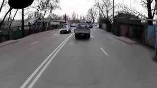 Алматы.Открытый колодец в правом ряду 20150227 1233