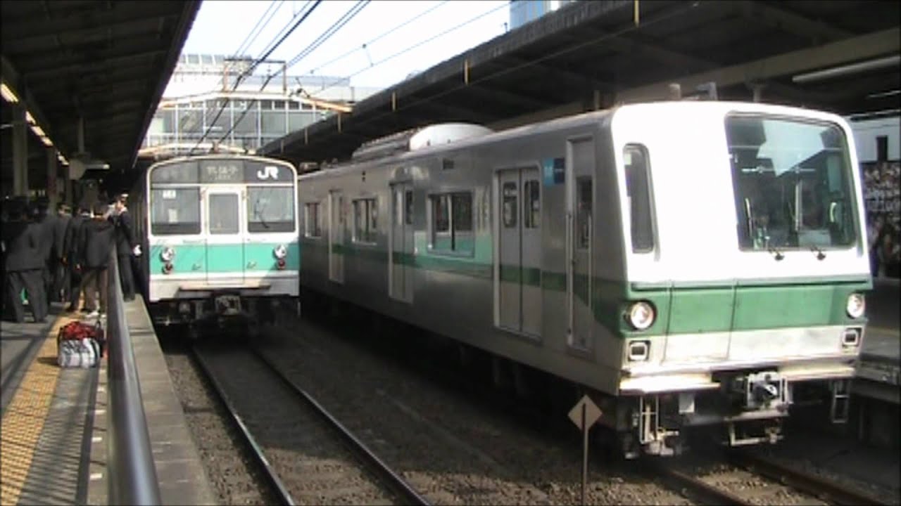 東京メトロ千代田線 6000系 側面ラインカラープレート車消滅 - YouTube