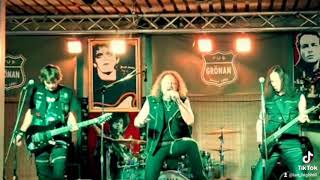 Ian Highhill - Live Clip From Pub Grönan