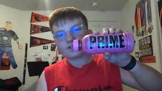 Reviewing and Rating Logan Paul & KSI Prime Strawberry Watermelon