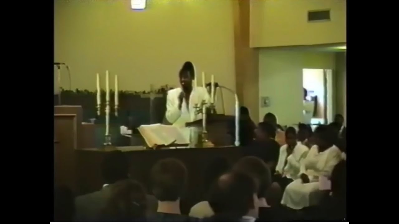 Carole Walker Introducing CEO Michael Fields(RIP) at her Scholarship Benefit Concert