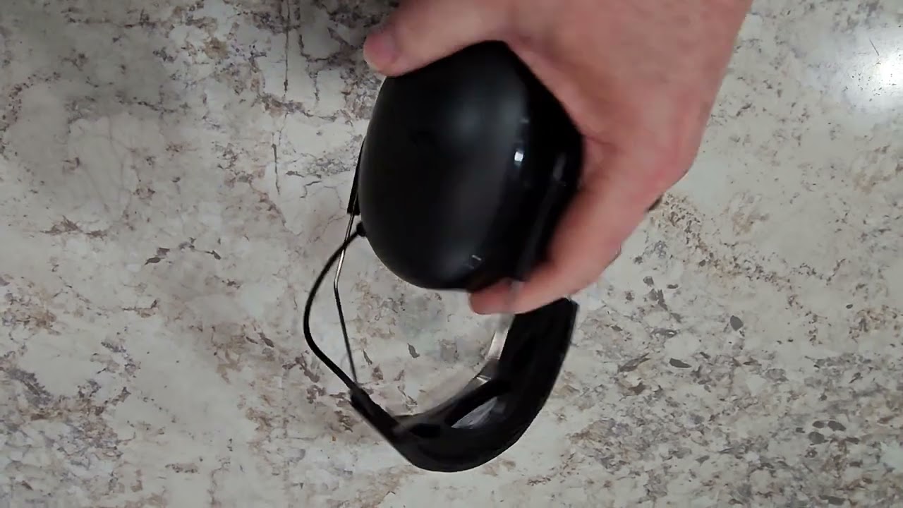 Experience Unmatched Sound Quality with Worktunes by 3M: Your Ears Deserve It!