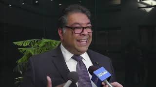 Mayor Nenshi speaks with reporters about cannabis transition program funding
