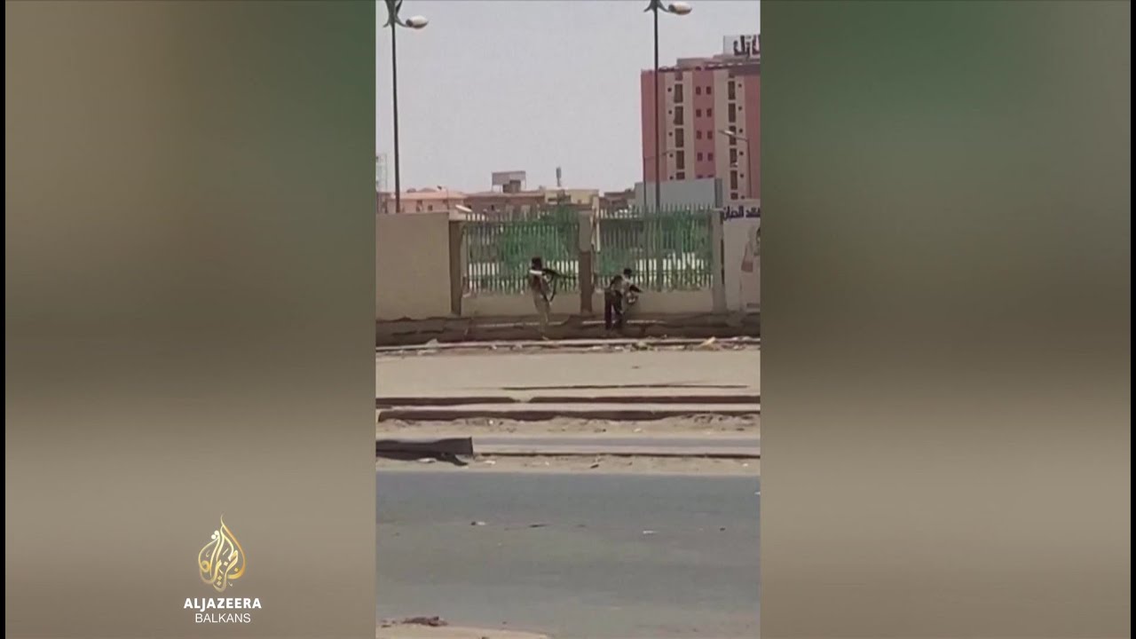 تنتشر المعارك العنيفة في جميع أنحاء الخرطوم