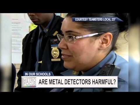 Video: Knives And Children: Why Metal Detectors Will Not Replace Psychologists
