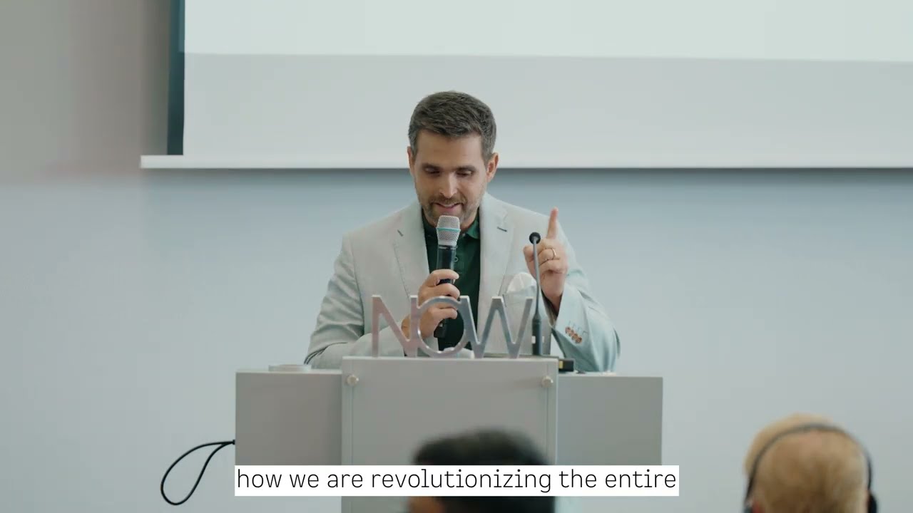 Dominik Riehle (Siemens AG) Presents at EMO 2025 Press Preview | Industry Insights & Innovations