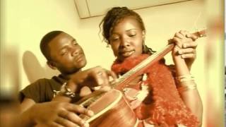 Video thumbnail of "Malawi Music, LULU - Owema"