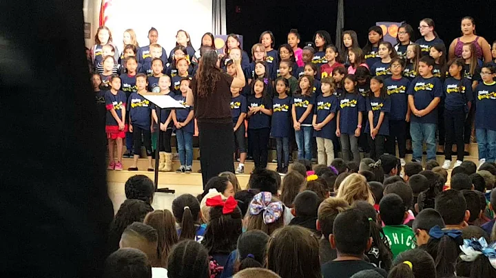 Philip Stokoe choir singing God Bless America!