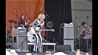 Samantha Fish @ 2022 NOLA Jazz & Heritage Festival Rockin'  "Twisted Ambition"