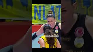 Zehra Gunes blocks Vargas | Zehra Güneş Melissa Vargas'ı blokluyor 😏 #zehragunes #melissavargas