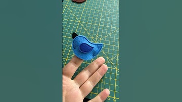 Let’s sew this Bird Finger Puppet with me / Pattern: www.patreon.com/posts/forest-animals-52088100
