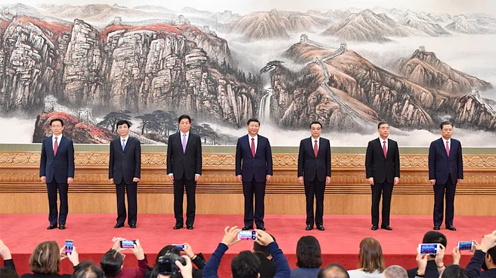 Xi introduces six other newly elected members of the Standing Committee of the Political Bureau - DayDayNews