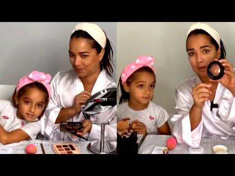 Video: Tochter Von Adamari López, Einem Experten Für Make-up
