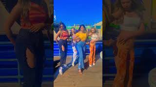 Gabi Palooza, Kaileia Dixson, Keilahni Dixson and AnnaKate Dooley - TikTok