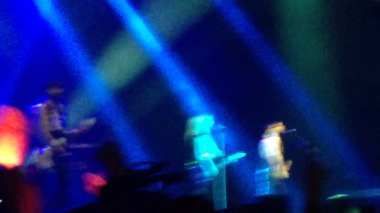 Avril Lavigne My Happy Ending live Japan, Tokyo 2014