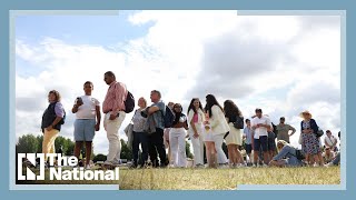 In the Wimbeldon Queue, waiting is a part of the fun