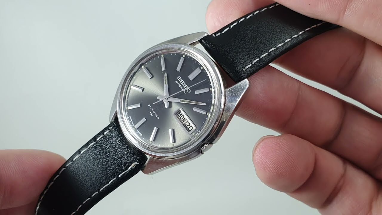 1971 Seiko Automatic men's vintage watch. Model reference 7006-8002 -  YouTube