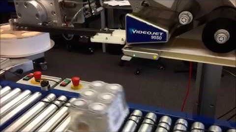 Нанесение этикетки принтером аппликатором Videojet® 9550 на переднюю поверхность вторичной упаковки