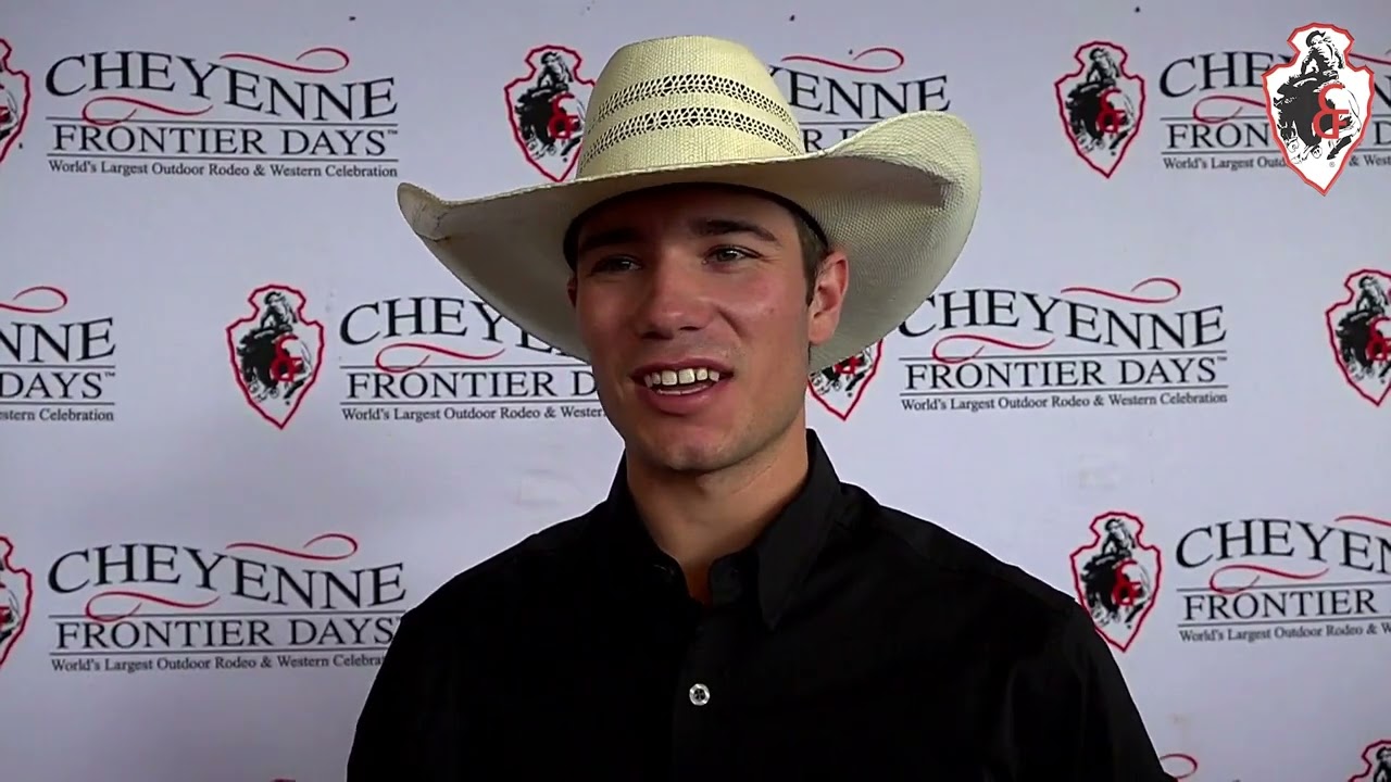 Moorman Crowned 2022 Ultimate Bullfighters World Champion - Professional  Bull Riders