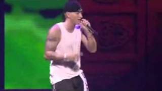 Video thumbnail of "Eminem - Mockingbird (Live)"