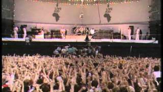 Queen  We Will Rock You + We Are The Champions Live Aid 1985