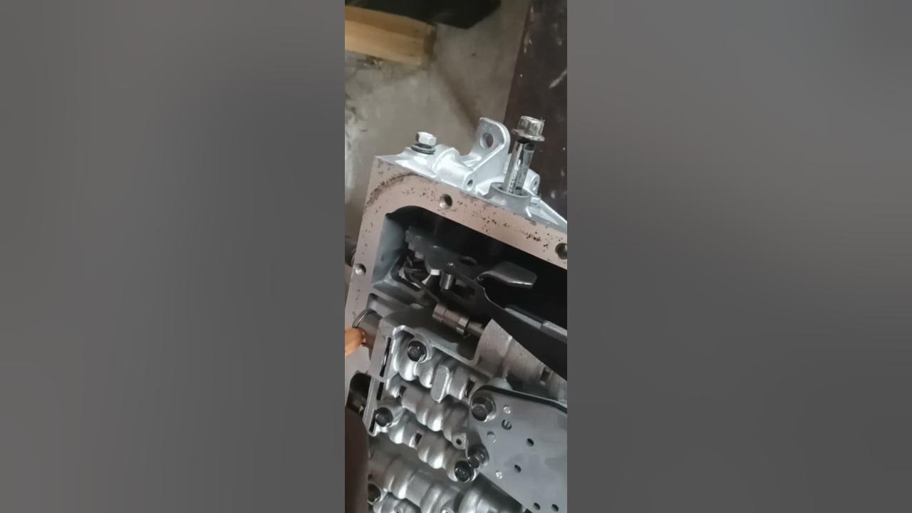 2002 Chevy avalanche transmission removal and overhaul and install 2